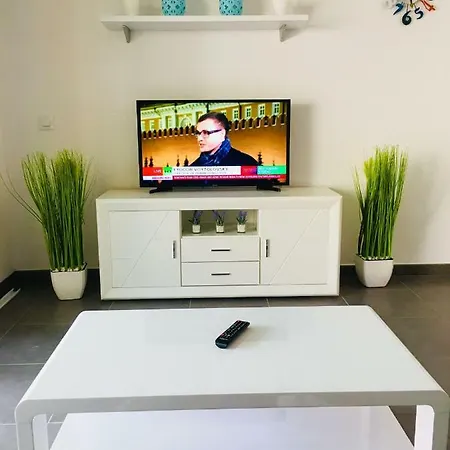*chique Del M.verde* * أذيخي